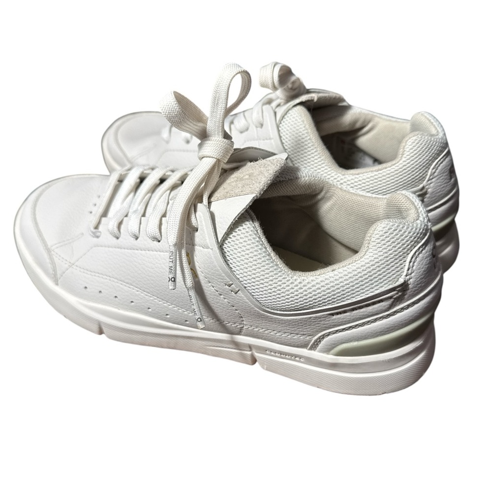 Oncloud OC Size 8.5 W The Roger  Advantage Tennis Shoes White & Tempest